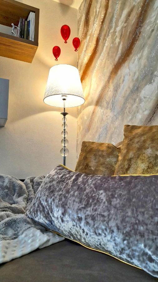 Fall In Love With Como Lake Bellano Bagian luar foto